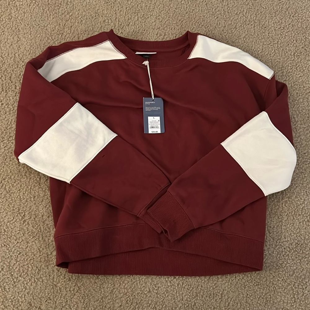 Burgandy Crewneck Sweatshirt - Picture 1 of 5
